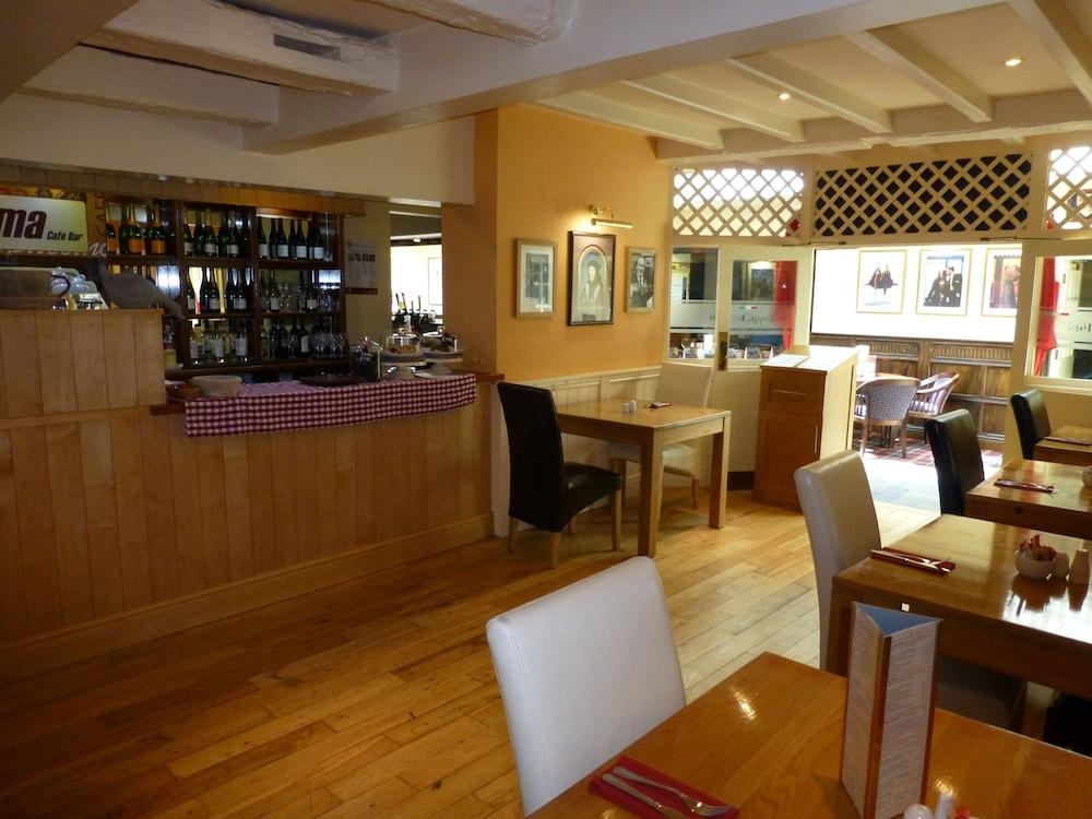 The Atherstone Red Lion Hotel Kültér fotó