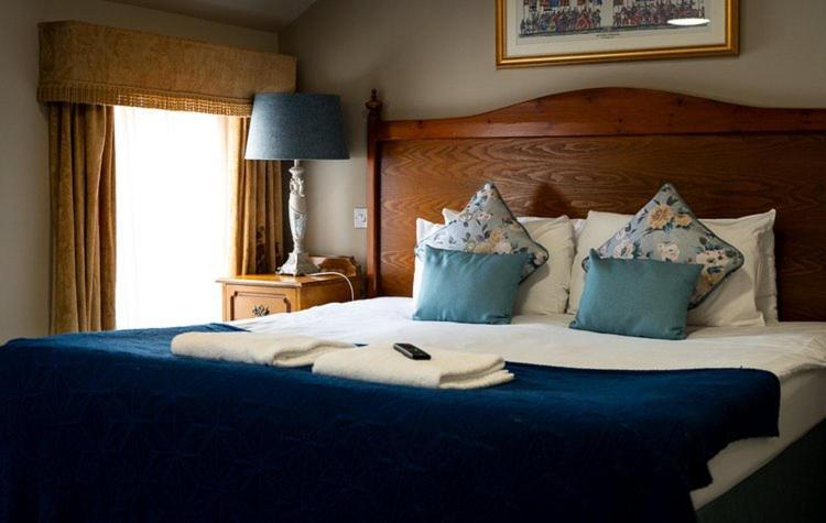 The Atherstone Red Lion Hotel Kültér fotó