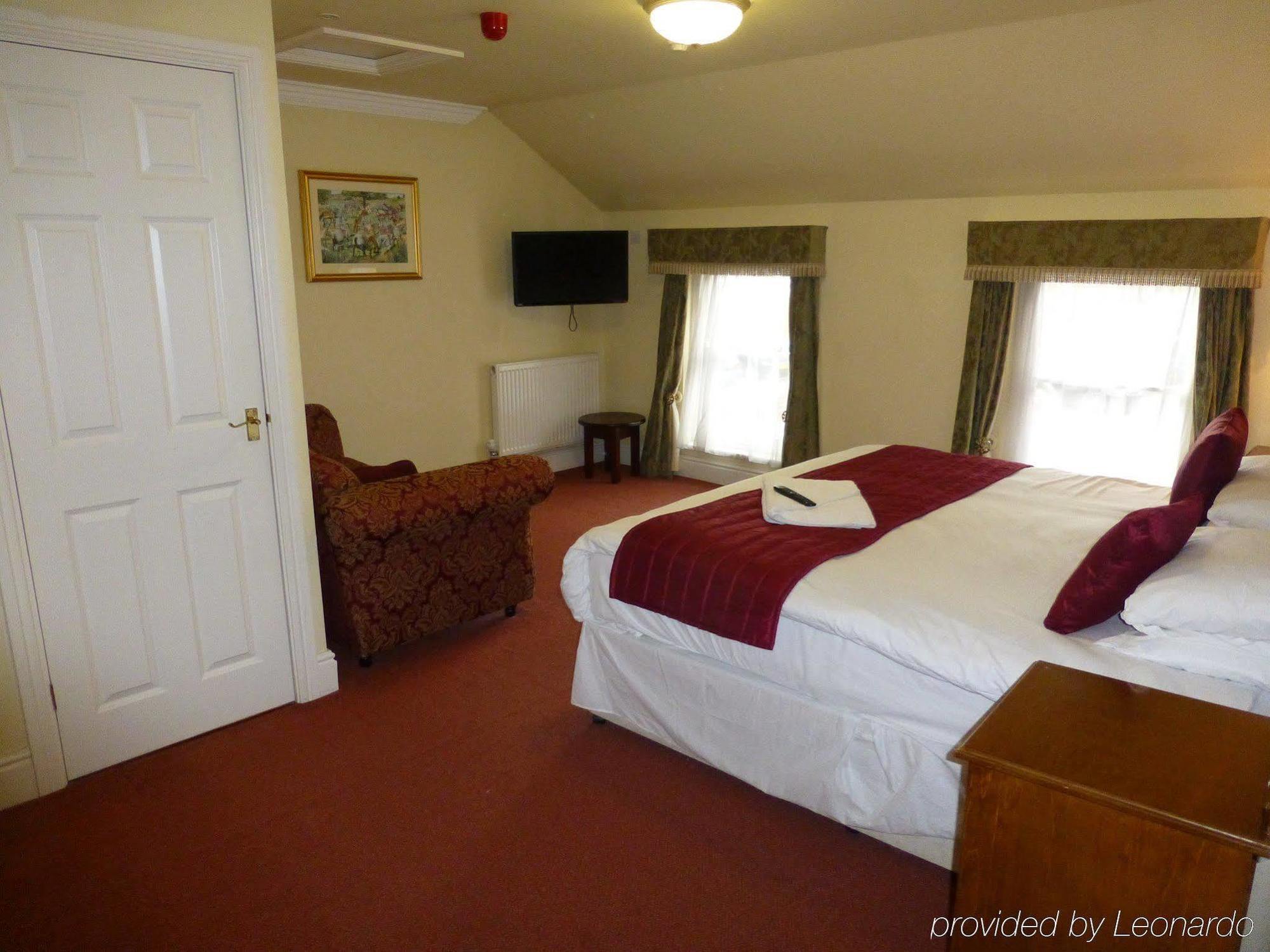 The Atherstone Red Lion Hotel Kültér fotó